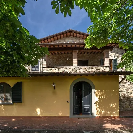 Experience The Charm Of Tenuta Le Caselle, A Cozy Surrounded By Nature And Comfort! *