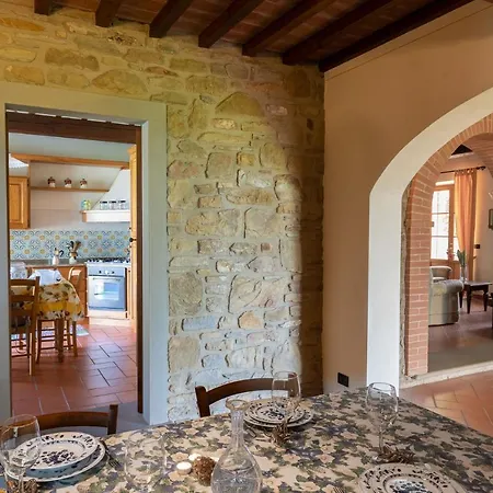Experience The Charm Of Tenuta Le Caselle, A Cozy Surrounded By Nature And Comfort! Villa *