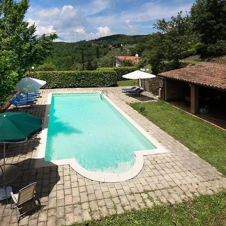 Experience The Charm Of Tenuta Le Caselle, A Cozy Surrounded By Nature And Comfort! *