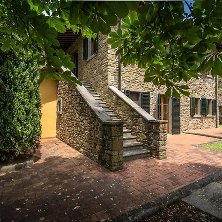 Experience The Charm Of Tenuta Le Caselle, A Cozy Surrounded By Nature And Comfort!
